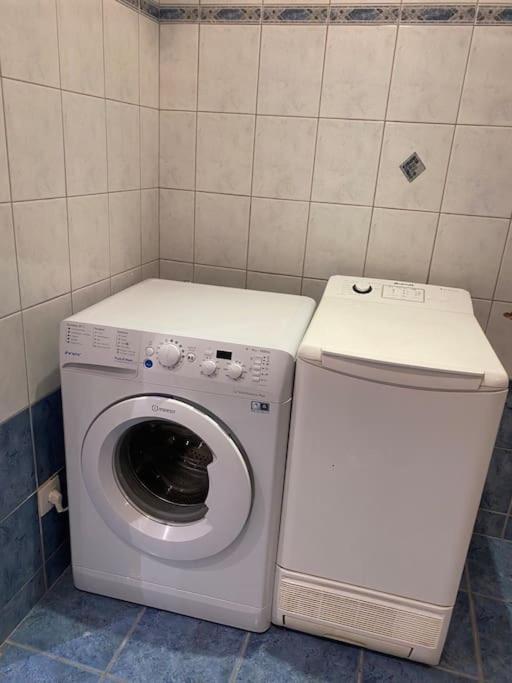 100m2 3chambres 5km Du Carnaval De Basel Free Wifi Apartment